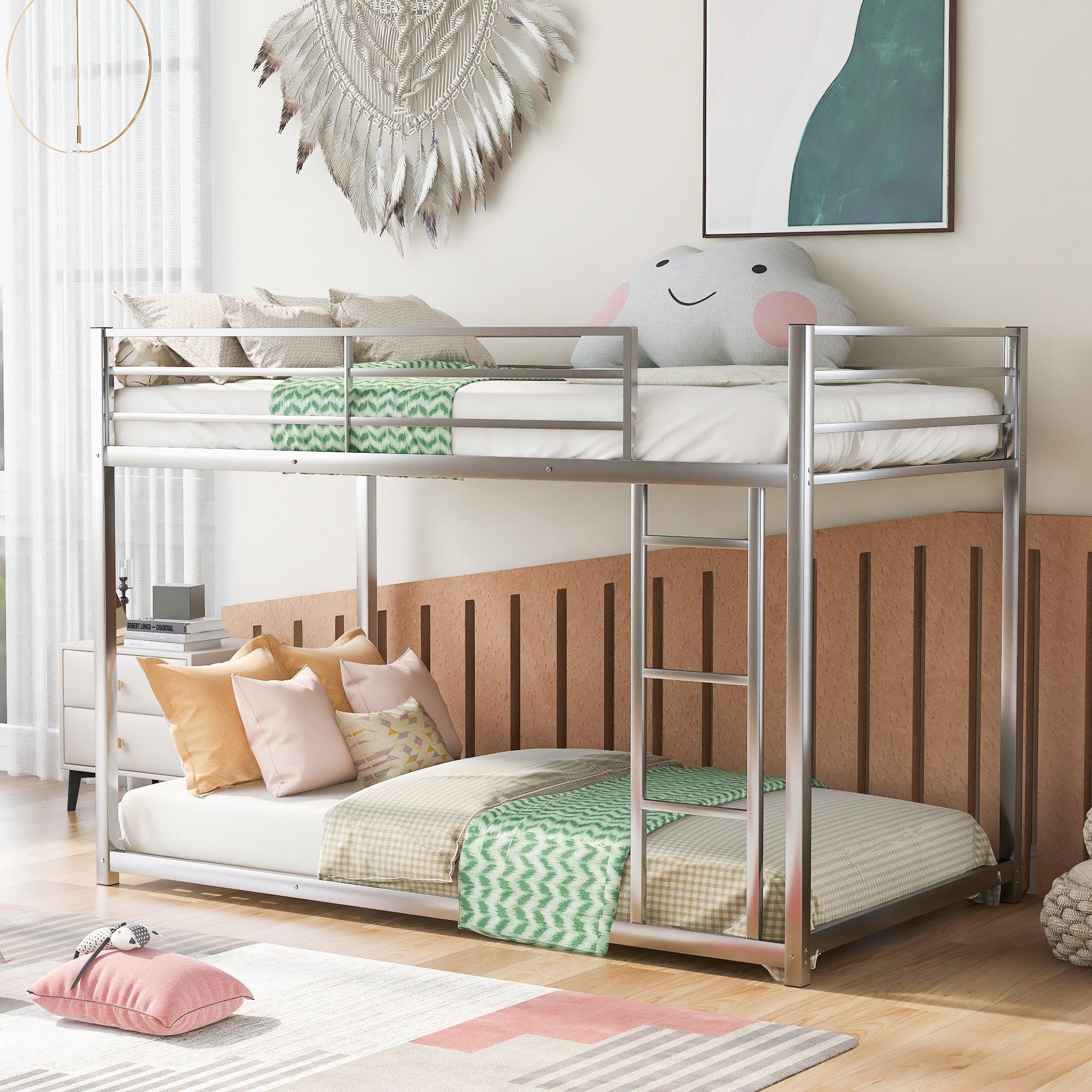 🆓🚛 Twin Over Twin Metal Bunk Bed, Low Bunk Bed With Ladder, Silver